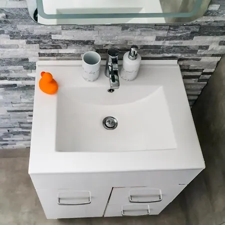 Cube Apartments דירה